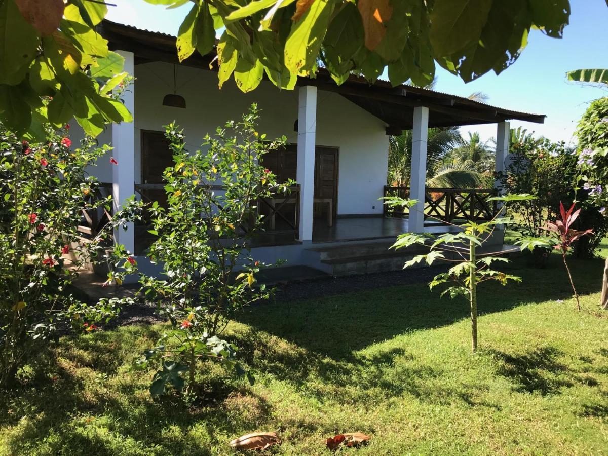 Les Hibiscus Villa Ambondrona  Eksteriør bilde